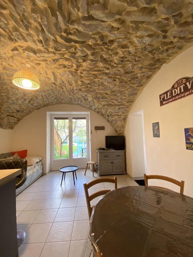 La Voute Apartment Le Noyer  ภายนอก รูปภาพ